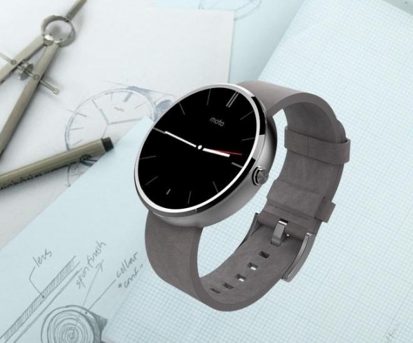 Moto 360 (graphics from the official website SmartWatch)